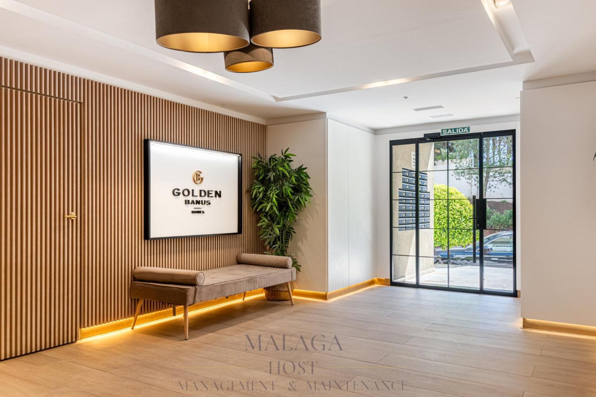Golden Banus Delight Apartment